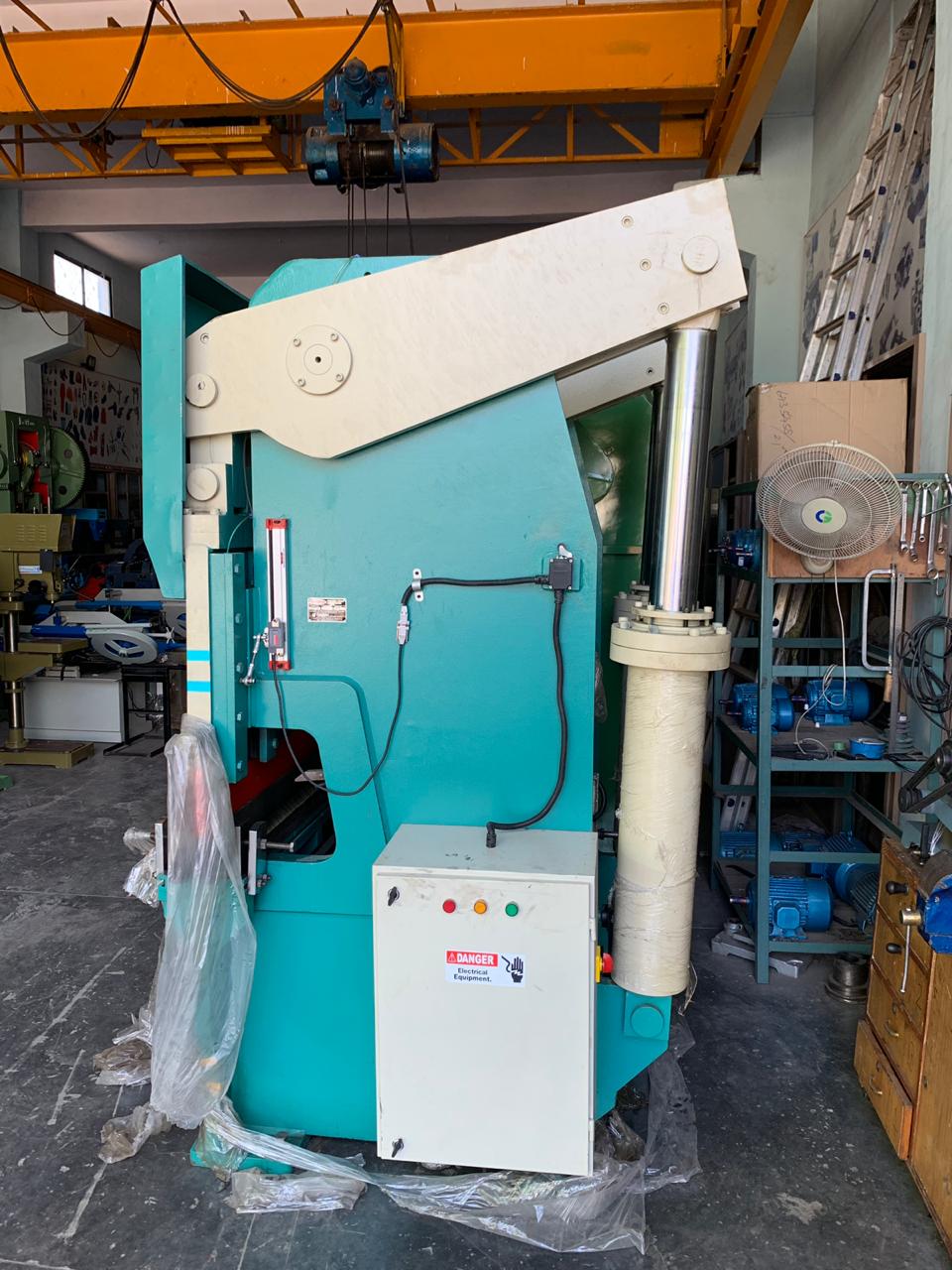 Hydraulic Press Brake Hydraulic Press Brake Dealer, Supplier in Pune